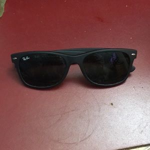 Authentic Ray-ban wayfarer, Black sunglasses